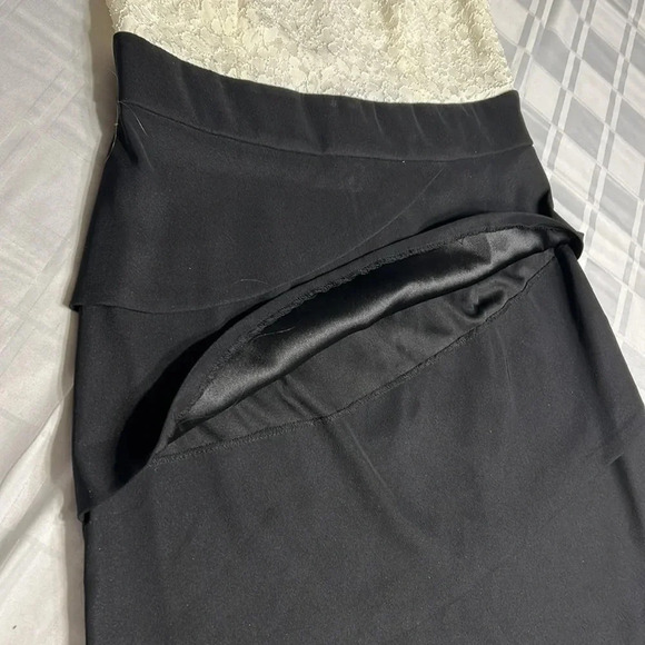 Dress NWT Black & White ,lace ,beads ,back zipper, Layered look ,event, classic - Picture 13 of 16